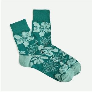 J.Crew Men’s Athletic Crew Socks NWT AZ773 Hawaiian Flower Placid Blue